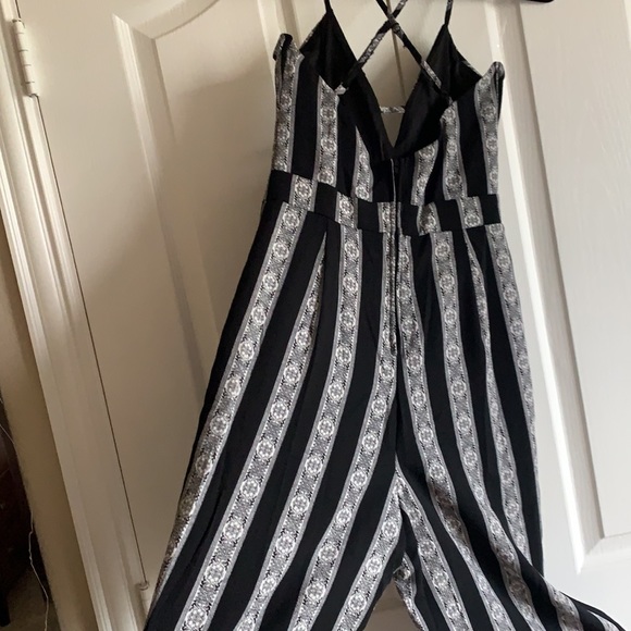 Romper - Picture 6 of 7